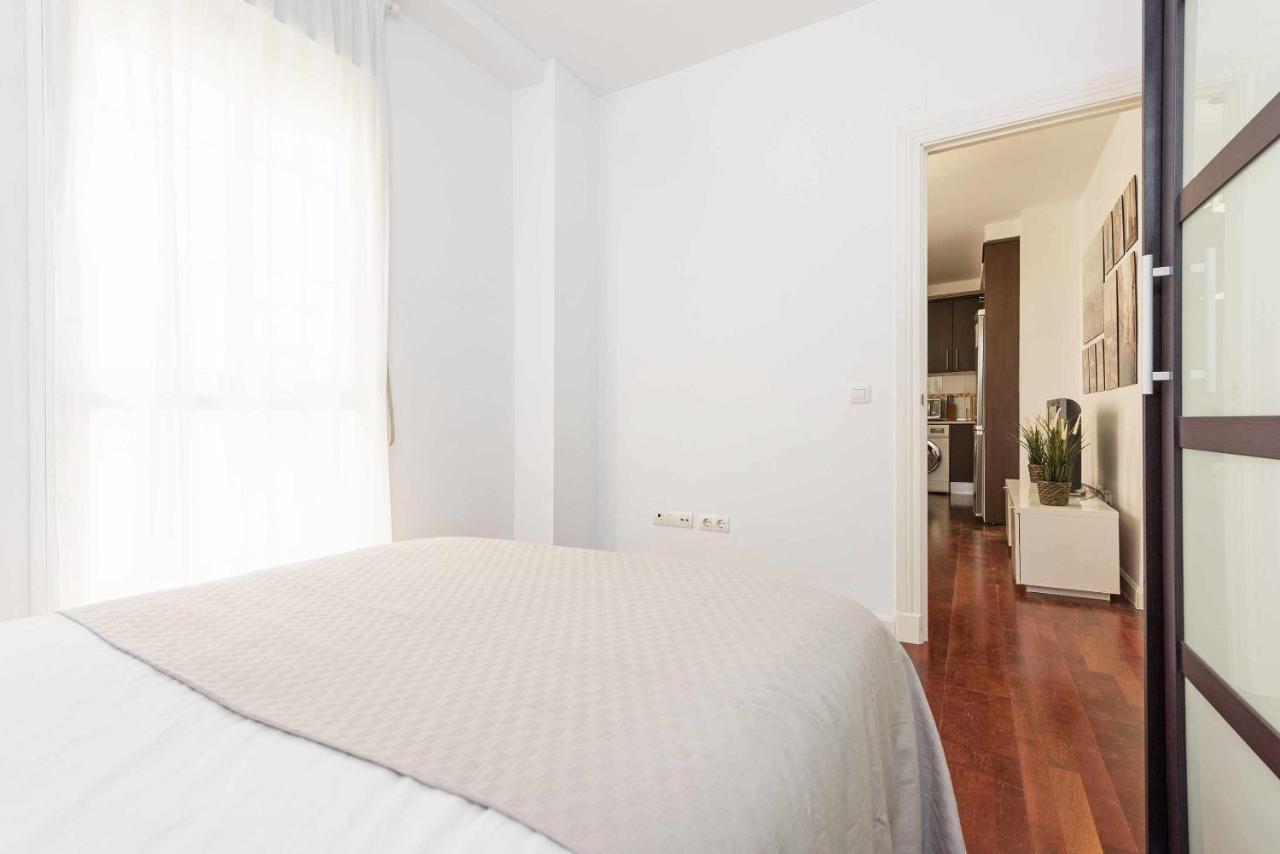 Pineapple Pena 19 Apartment Malaga Luaran gambar